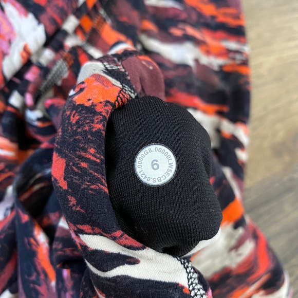 Lululemon Lunar New Year Align High-Rise 25" Tiger Tide Smoky Red Multi 6 2021 - Picture 11 of 12